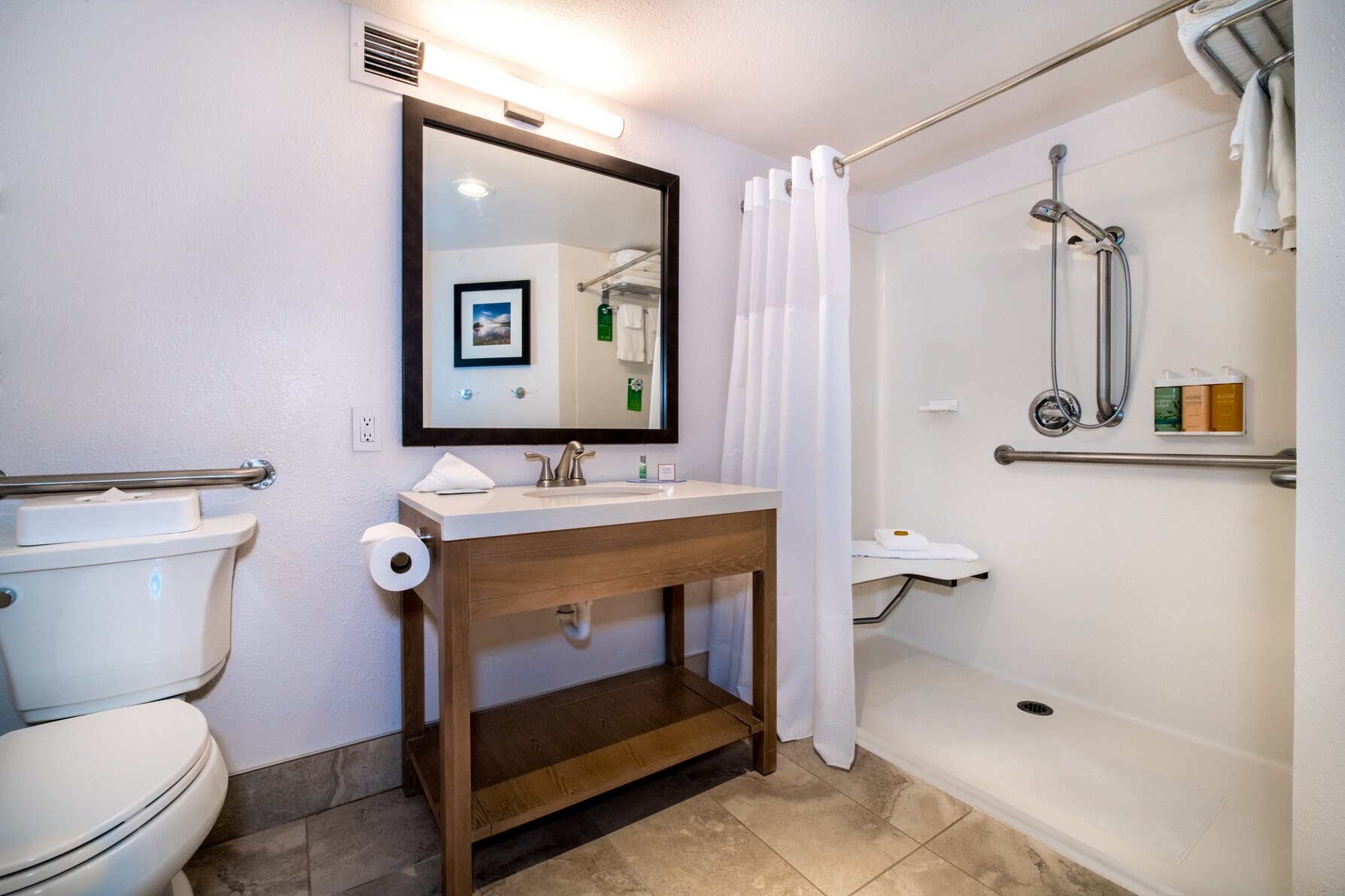 Holiday Inn ESTES PARK - Tap to explore photos