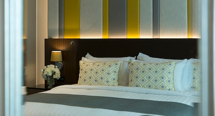 Lancaster Bangkok Room Type - Deluxe Club Room King Bed Lancaster Bangkok Room Type - Deluxe Club Room King Bed