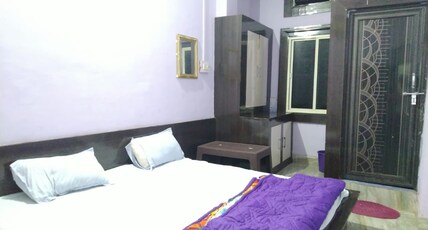 GEETA ROYAL Room Type - non ac