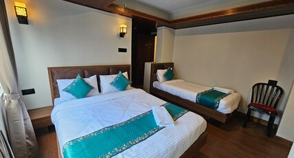 Hotel Tara Palace Room Type - Deluxe Tripple Room