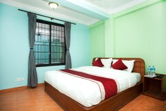 OYO 356 Allied hotel