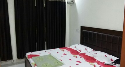 Hotel Atul Residency Room Type - Deluxe AC