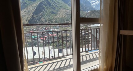Hotel Vimukti Room Type - Premium room Neelaknth view