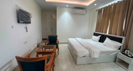 Townhouse Hotel SRV inn Room Type - Classic