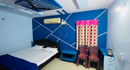 Meena Hill Royal Resorts Room Type - Deluxe AC Room
