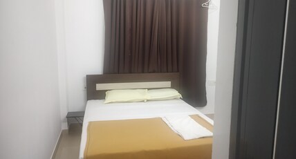 Highway Palace Room Type - Non AC Room