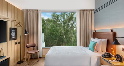 Moxy Bengaluru Airport Prestige Tech Cloud By Marriott Room Type - Moxy Twin