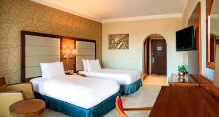 Crowne Plaza JORDAN - DEAD SEA RESORT & SPA Room Type - 2 Twin Beds Standard Pool View