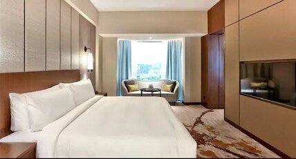 Hilton Kota Kinabalu Room Type - KING ONE BEDROOM SUITE WITH LOUNGE ACCESS