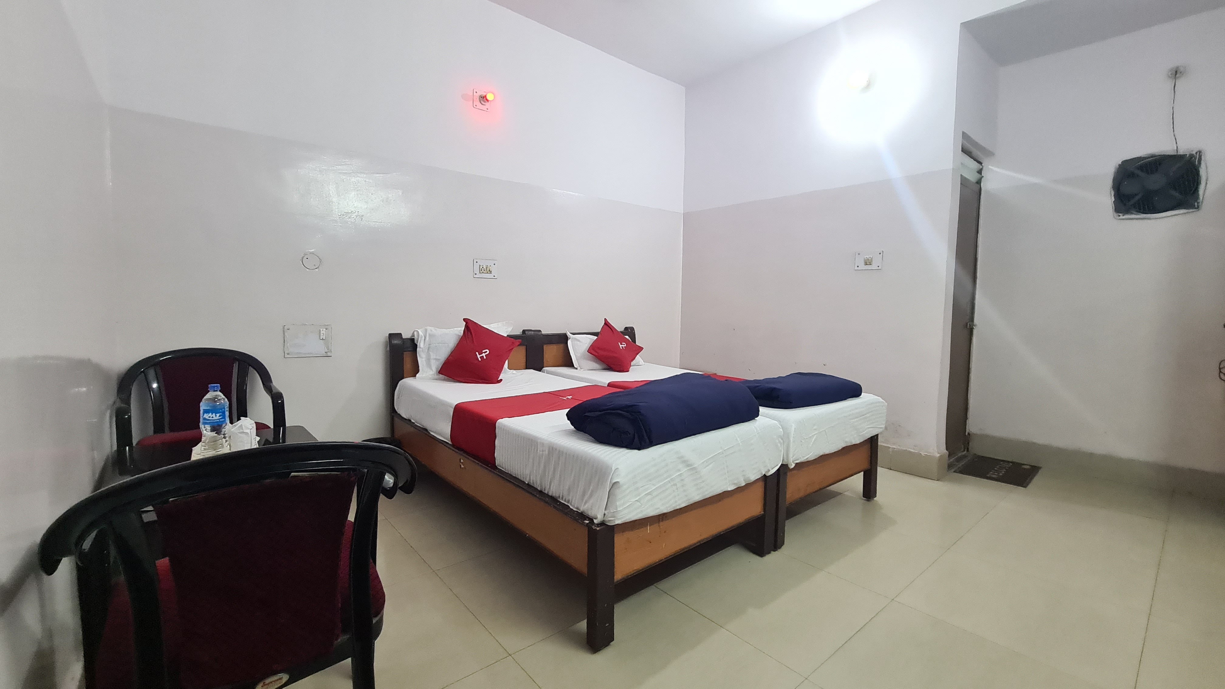 Hotel Prabhat - Tap to explore photos