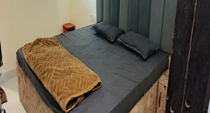 Hotel Silver Cloud Room Type - Deluxe room