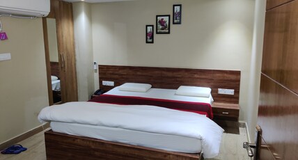 The Four seasons Room Type - Deluxe Room