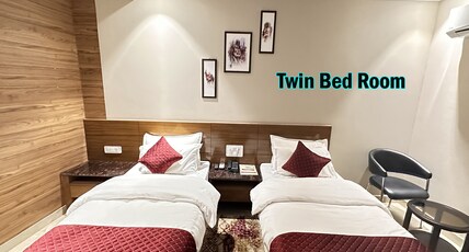 Shree Vatika Room Type - Deluxe Twin Bed Room
