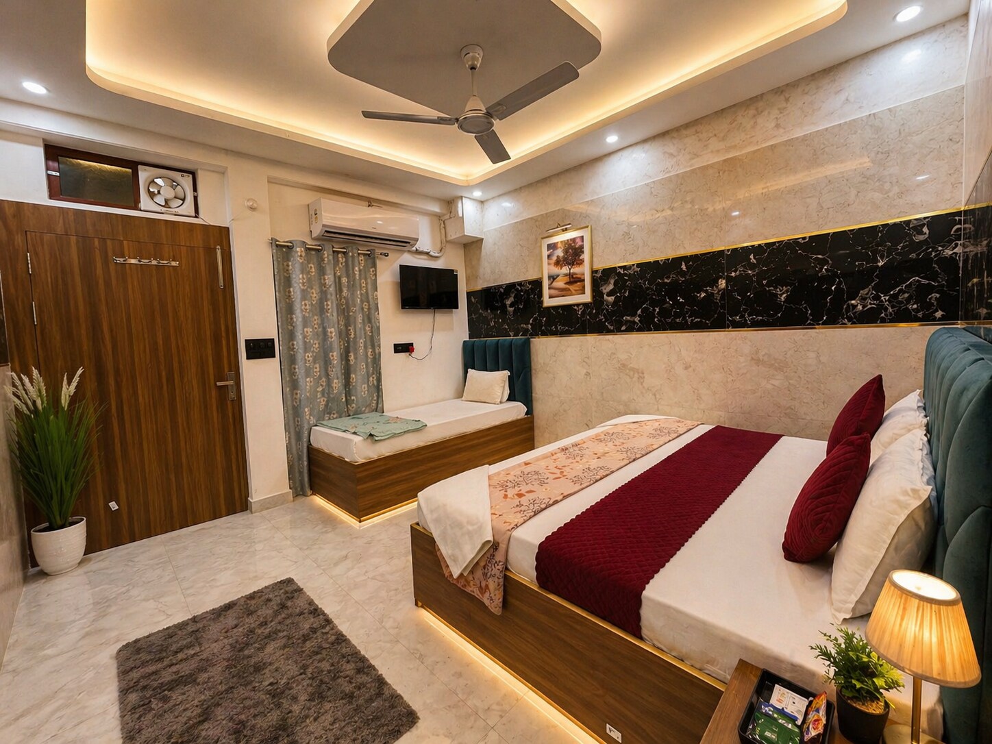 Jyoti Stay Inn Ayodhya - Tap to explore photos