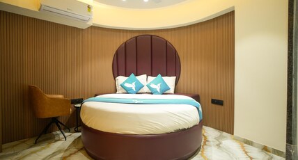 Privilon Hotel SBR Room Type - Suit Room