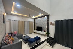 Luxury Airport Villa-Perfect for Family & Business