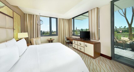 Hilton Windhoek Room Type - KING EXECUTIVE WITH GARDEN