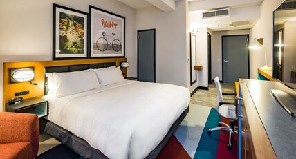Hotel Indigo MADISON DOWNTOWN, an IHG hotel Room Type - 1 King Suite Hotel Indigo MADISON DOWNTOWN, an IHG hotel Room Type - 1 King Suite