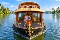 Address of India Vacationz Houseboat