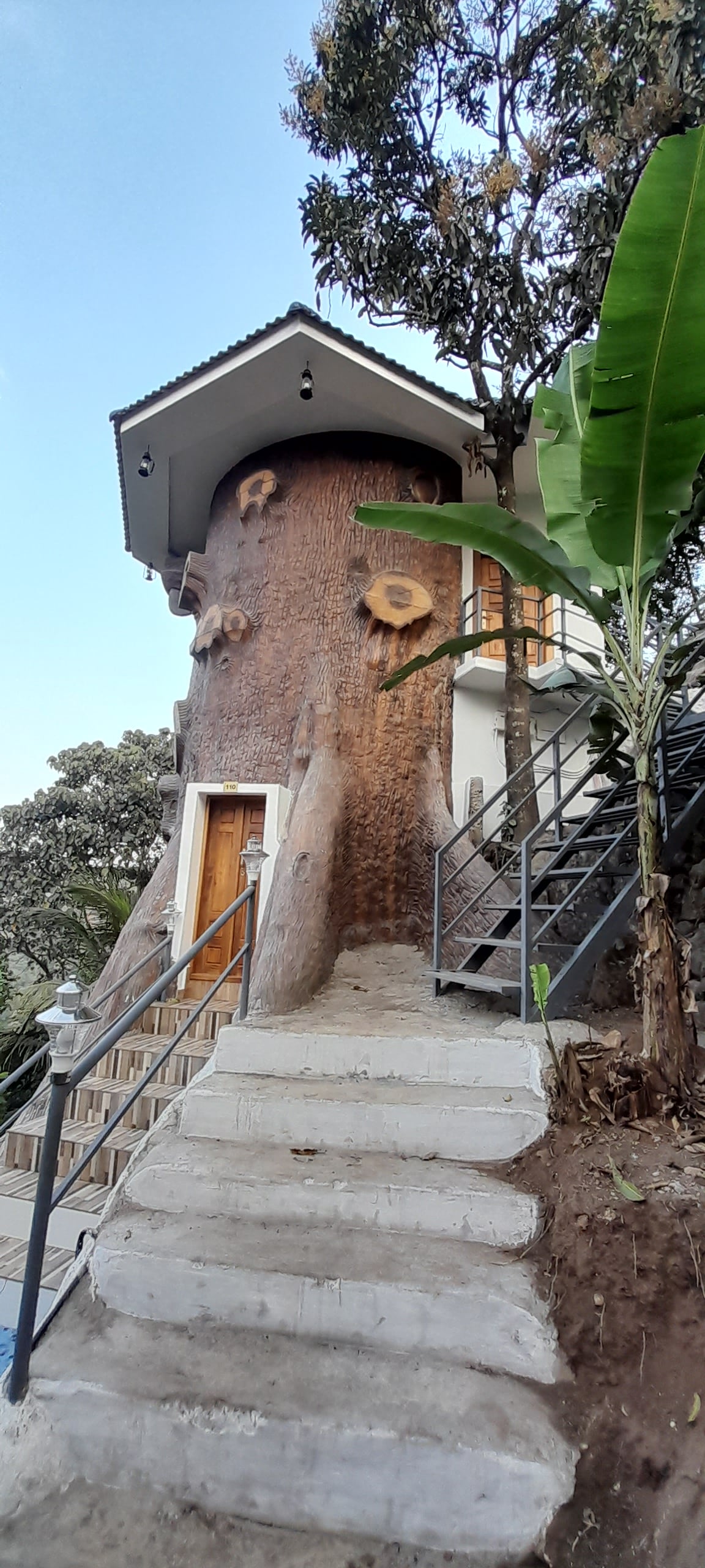Love Hills Resort - Tap to explore photos