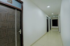 Super Hotel O Solam Inn