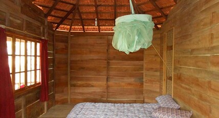Paradise Holiday Cottage Room Type - Wood Deluxe