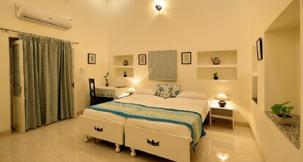The Cavalry: Home Stay Room Type - Budget Twin Bedroom