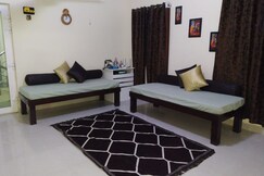 Aarudhara Holiday Home ( A Home way from Home )