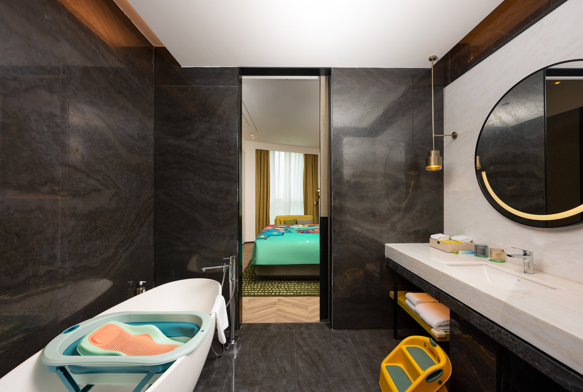 Holiday Inn CHONGQING DATA VALLEY - Tap to explore photos