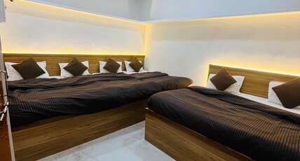 Sitaram Guest House Room Type - Delux Family Room