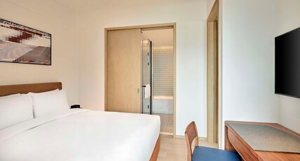 DoubleTree by Hilton Shenzhen Airport Residences Room Type - KING TWO BEDROOM PREM RES DoubleTree by Hilton Shenzhen Airport Residences Room Type - KING TWO BEDROOM PREM RES