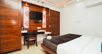 Hotel Kabir Palace Karol Bagh Room Type - Deluxe Double Room