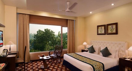 MB Greens- Clarks Inn Moradabad Room Type - Suite Room with Living room and Queen Bed MB Greens- Clarks Inn Moradabad Room Type - Suite Room with Living room and Queen Bed