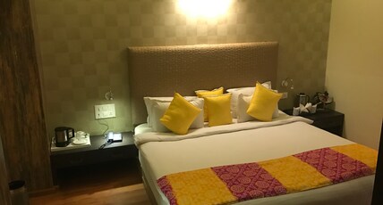Palm Resort Room Type - Ac Suite Room
