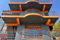 12 Monks - Dharamkot, Bhagsu, McLeodGanj