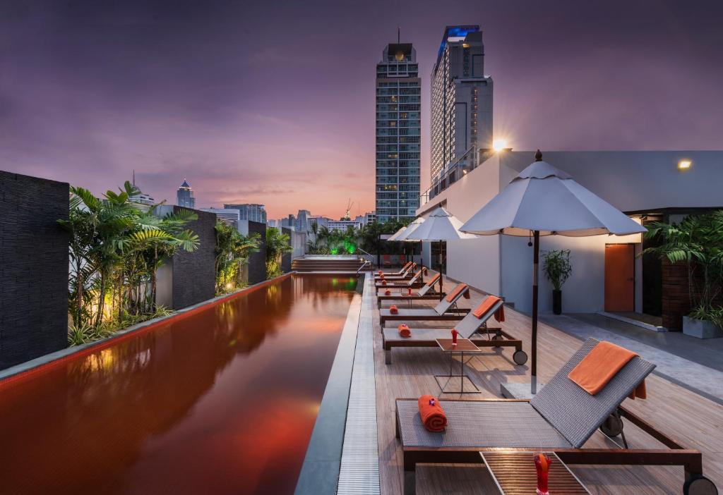 In Residence Sukhumvit Soi 13 - Tap to explore photos