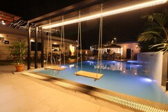THE COVE A BOUTIQUE HOTEL