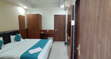 Hotel Lotus indore Room Type - Deluxe Room