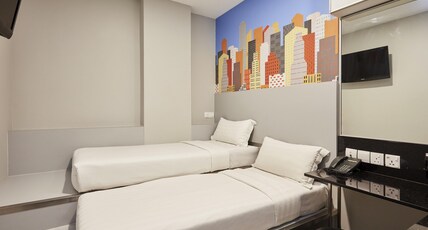 ibis budget Singapore Bugis Room Type - Standard Room with 2 single beds
