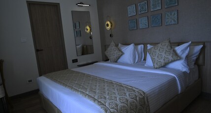 Hotel A1 Divya Inn Room Type - Suite Room
