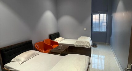 Hotel Sayan Room Type - Non-AC Double Room with Twin Beds