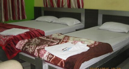 HOTEL SRIKRISHNA INTERNATIONAL Room Type - Triple Deluxe Non AC