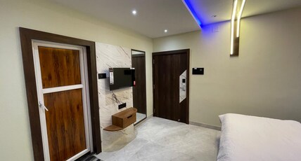 RK INTERNATIONAL Room Type - Deluxe Room