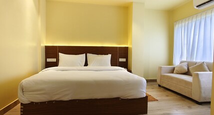 hotel lego Room Type - Luxury Room with City View