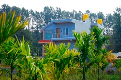 Luxtansa Resorts Yelagiri Hills