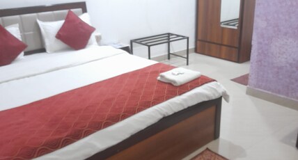 Dream Homestay Room Type - Deluxe room ac