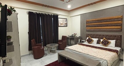 HOTEL DAWAT Room Type - DELUXE ROOM WITH GARDEN VIEW