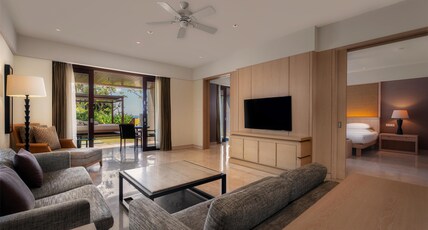 Conrad Bali Room Type - CONRAD POOL SUITE KING