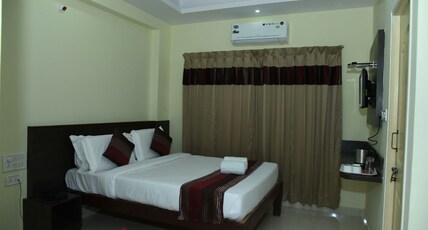 Prakaash Comforts Room Type - Deluxe  AC