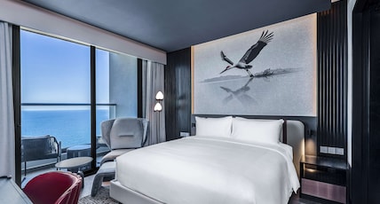 Radisson Red Danang Room Type - Suite with Red Access - Ocean View Radisson Red Danang Room Type - Suite with Red Access - Ocean View